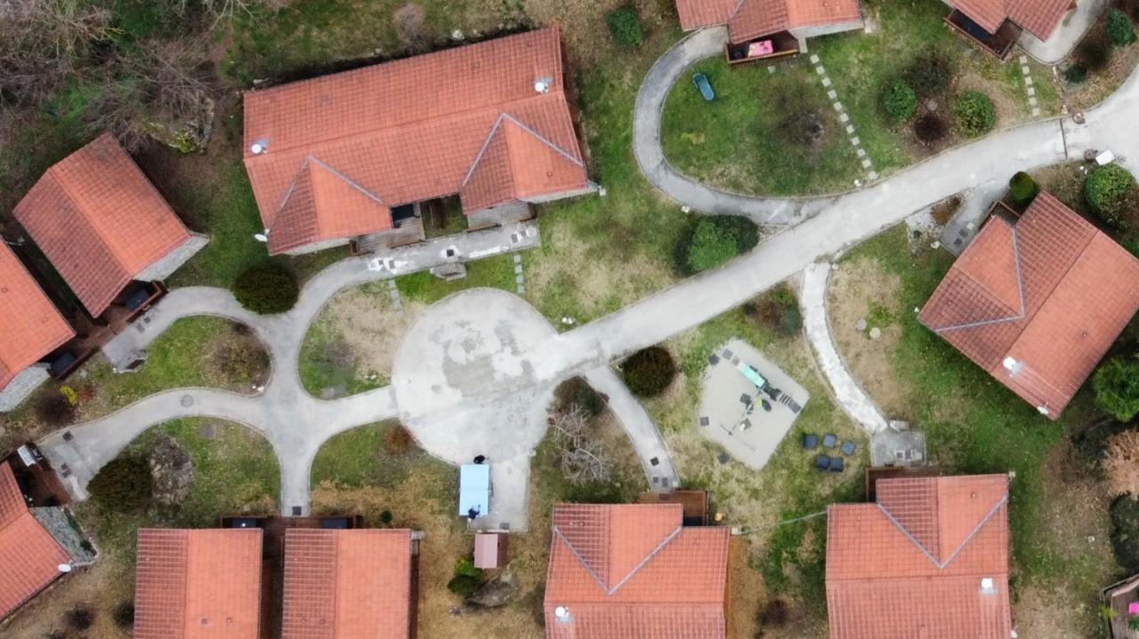 Aparthotel Le Hameau Du Comte De Foix Mercus-Garrabet Exterior foto